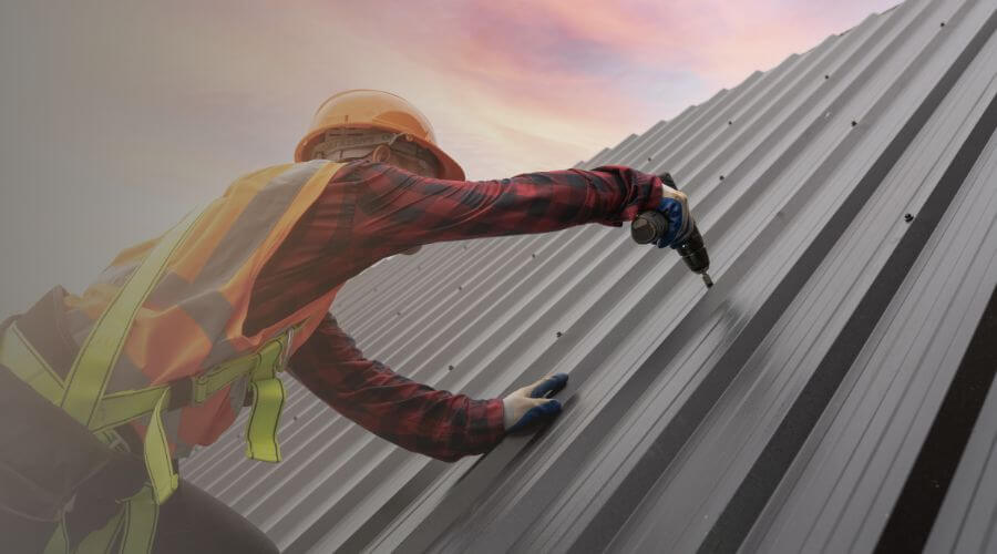 Professional gutter cleaning in East Islip, NY